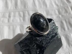 Black Golden Seraphinite Naevia Ring - Oval