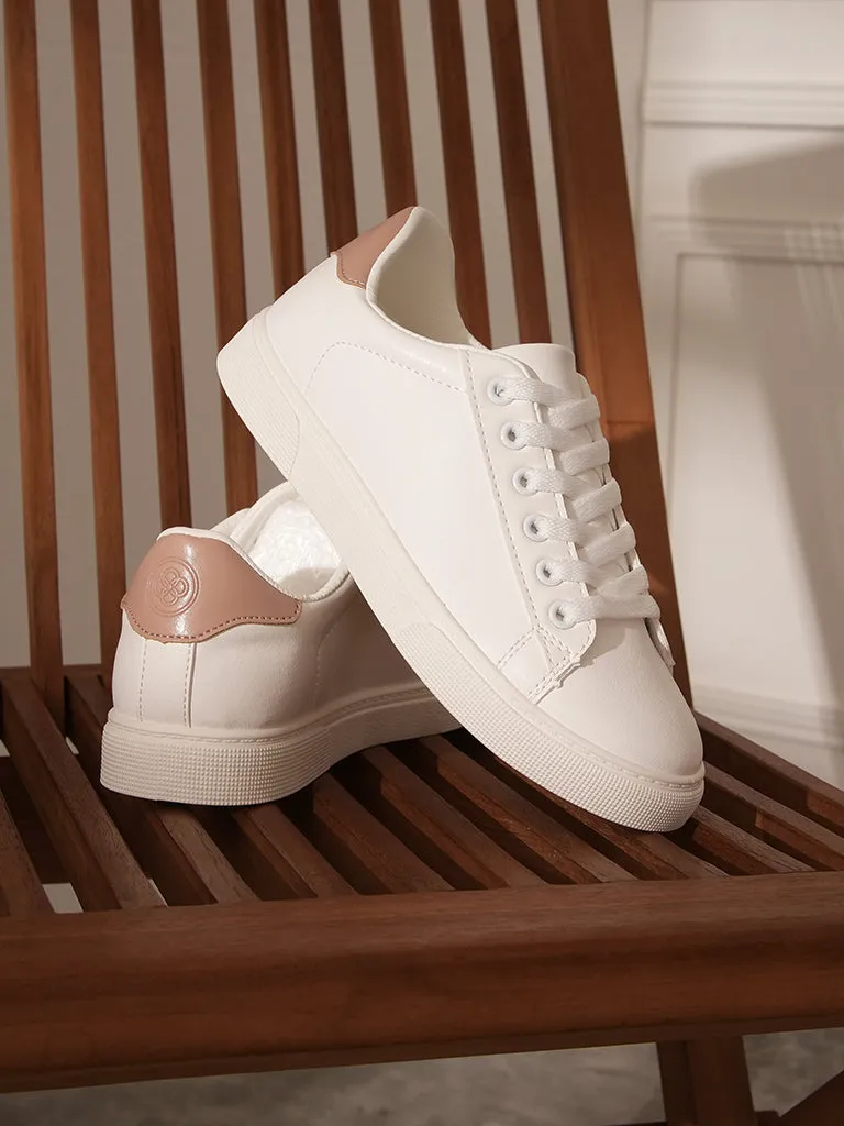 Bryce Lace up Sneakers